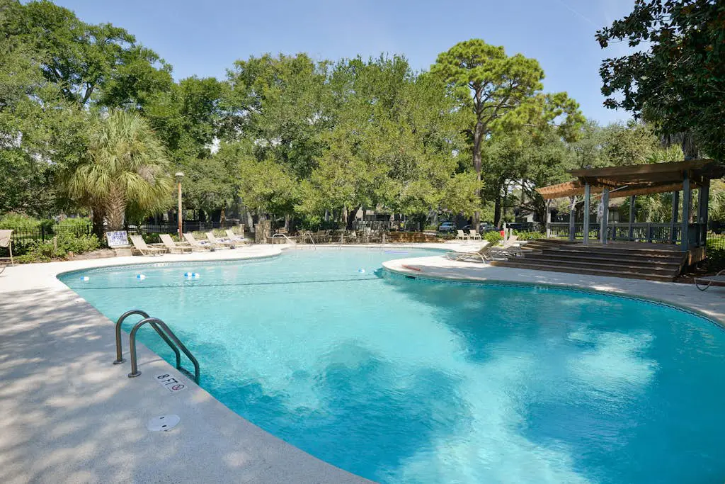 Queens Grant Condo in Palmetto Dunes Fenced Patio, Grill Near Beach