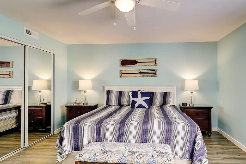 Queens Grant Condo in Palmetto Dunes Fenced Patio, Grill Near Beach