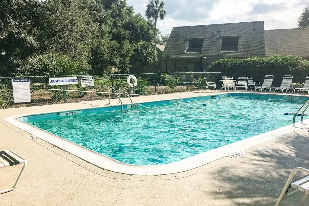 Queens Grant Condo in Palmetto Dunes Fenced Patio, Grill Near Beach