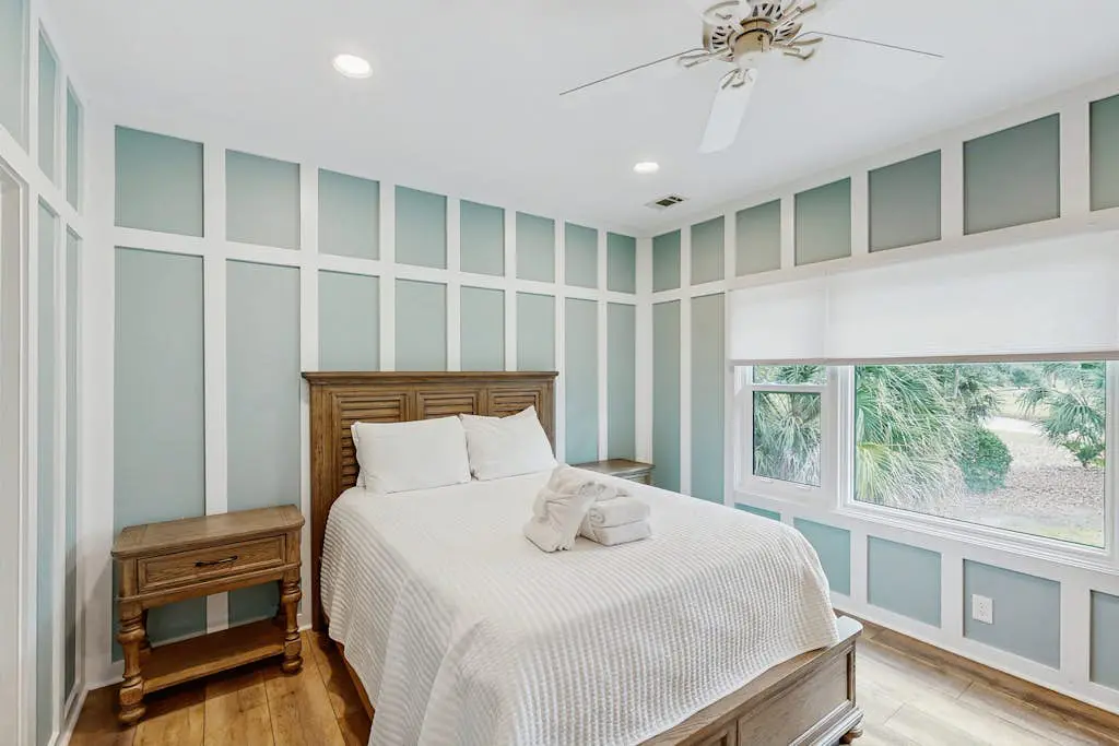 Beautiful half-acre estate with private hot tub and passes to the shared pool.