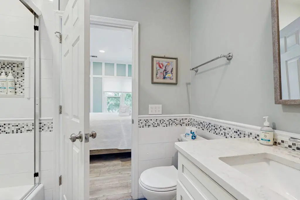Beautiful half-acre estate with private hot tub and passes to the shared pool.