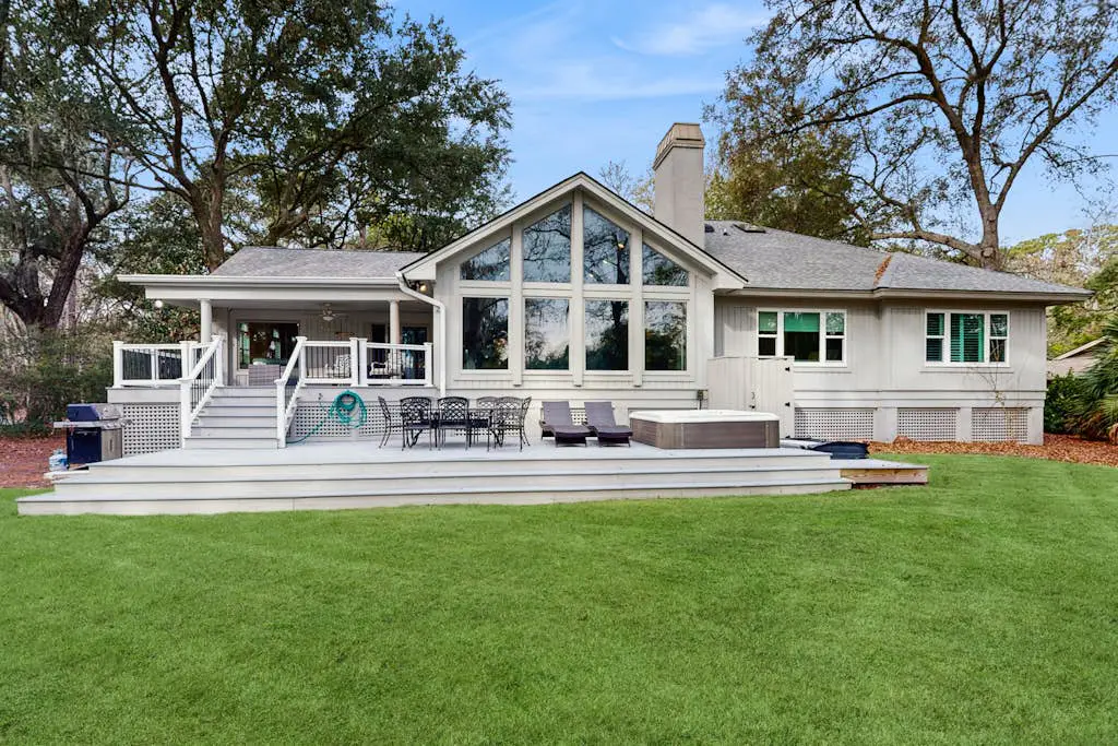 Beautiful half-acre estate with private hot tub and passes to the shared pool.