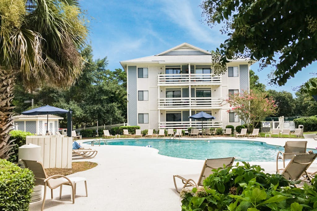 Mid-Island Retreat | 2 Pools, Hot Tub, 10 Har-Tru Courts | 300 Yards to Beach