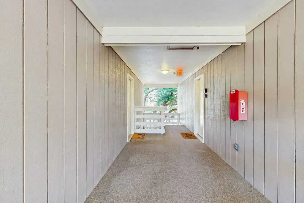 Mid-Island Retreat | 2 Pools, Hot Tub, 10 Har-Tru Courts | 300 Yards to Beach