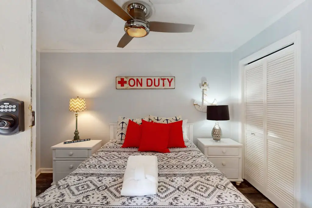 Updated Condo with Fast WiFi, Shared Pool, Balcony & Central AC - Walk to Beach