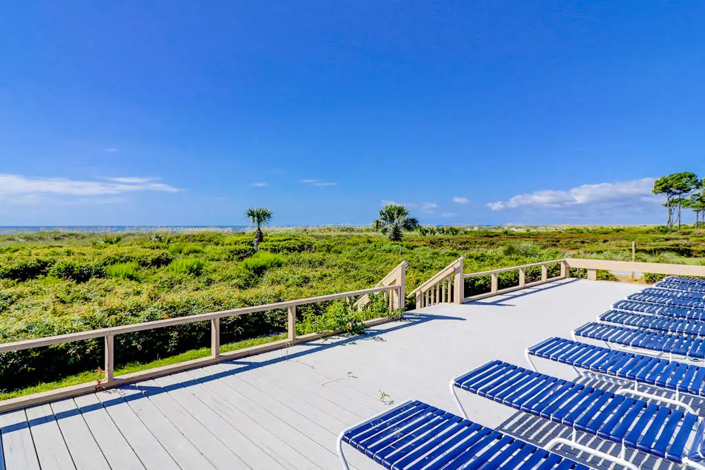 Updated Condo with Fast WiFi, Shared Pool, Balcony & Central AC - Walk to Beach