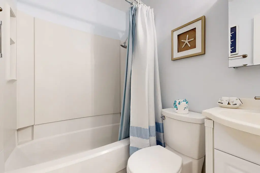 Beachy Bliss | 300 Yards to Folly Field Beach | Pool, Spa, Racquetball