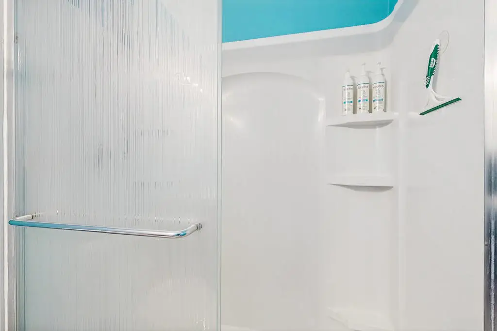 Sunshine Villa | Newly Renovated Beachside Condo, Pools & Tennis
