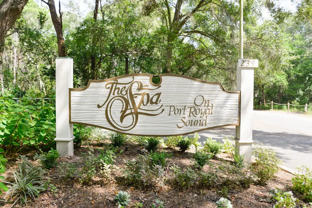 Sunshine Villa | Newly Renovated Beachside Condo, Pools & Tennis