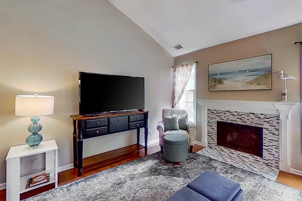 Dog-Friendly Condo w/ Lagoon & Golf View, WiFi & Shared Pool - Walk to Beach