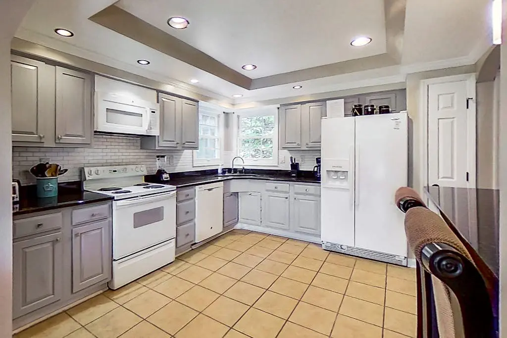 Dog-Friendly Condo w/ Lagoon & Golf View, WiFi & Shared Pool - Walk to Beach
