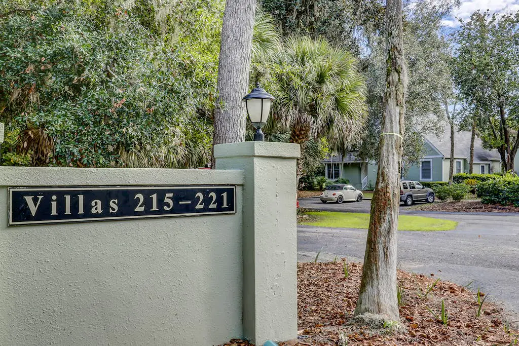 Dog-Friendly Condo w/ Lagoon & Golf View, WiFi & Shared Pool - Walk to Beach