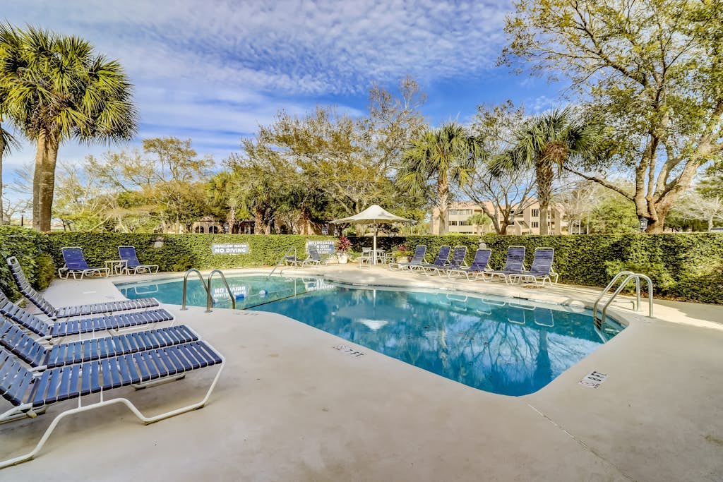 Stunning Two-Story Condo with Private Balcony, Free WiFi, Pool & Washer/Dryer