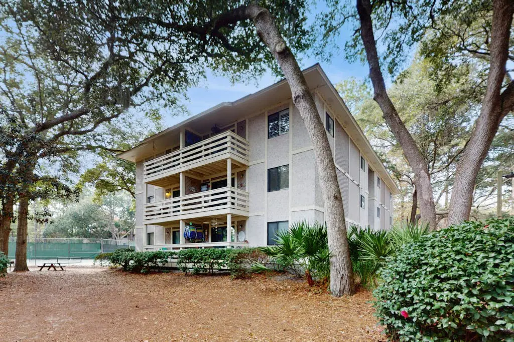Seas the Day - all-suite getaway with pools, tennis, steps to beach