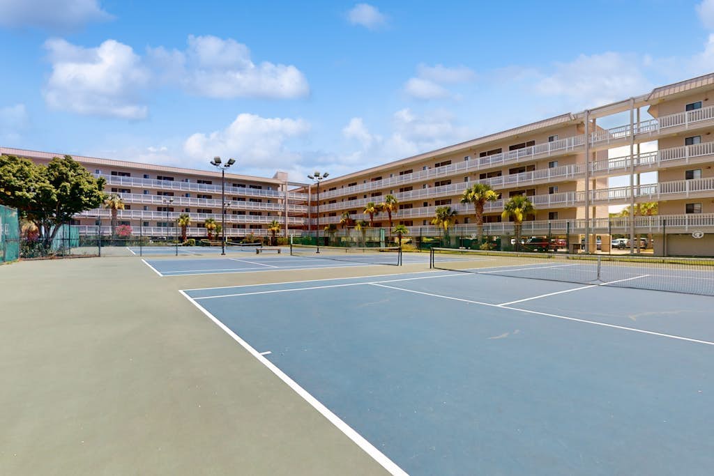 Island Resort Getaway | 3 Pools, Hot Tub, Tennis & Beach Access | Near Golf