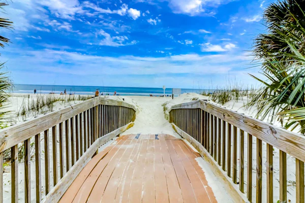 Island Resort Getaway | 3 Pools, Hot Tub, Tennis & Beach Access | Near Golf