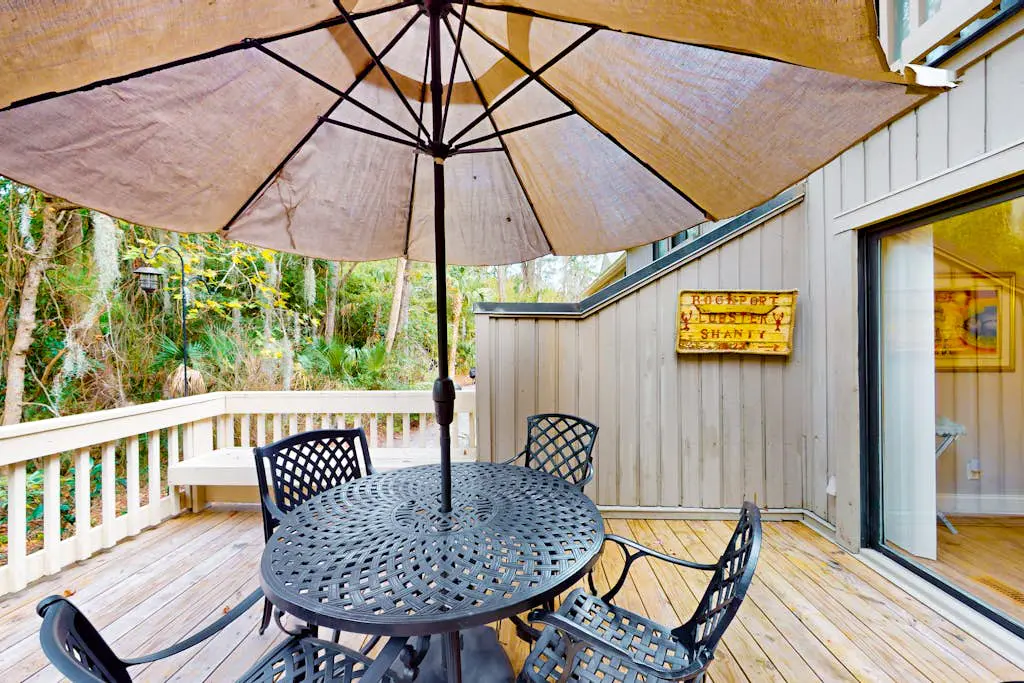 Beachwalk at Shipyard | Pool, Golf & Tennis Center | Stroll 5 Minutes to Sand
