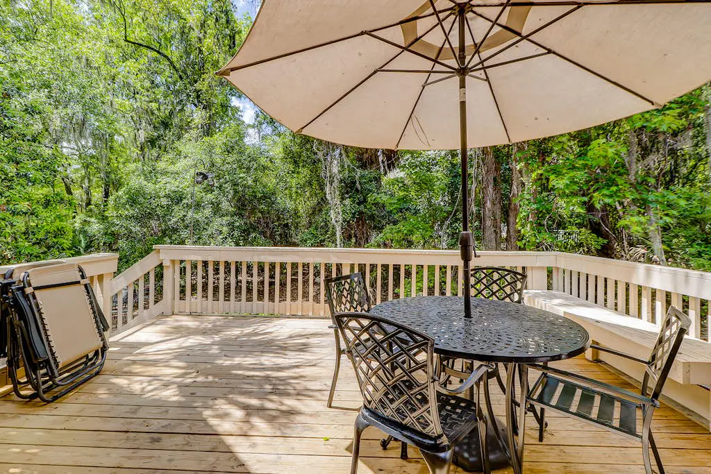 Beachwalk at Shipyard | Pool, Golf & Tennis Center | Stroll 5 Minutes to Sand