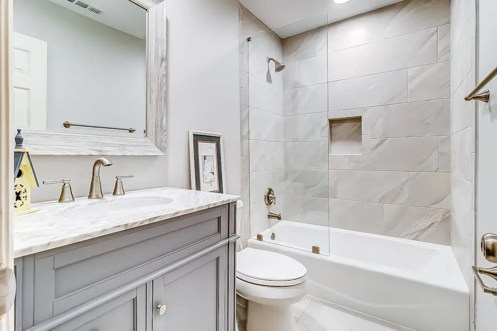 Dog-Friendly Villa w/ Walkable Beach Access, AC, Deck, WiFi & Shared Pool