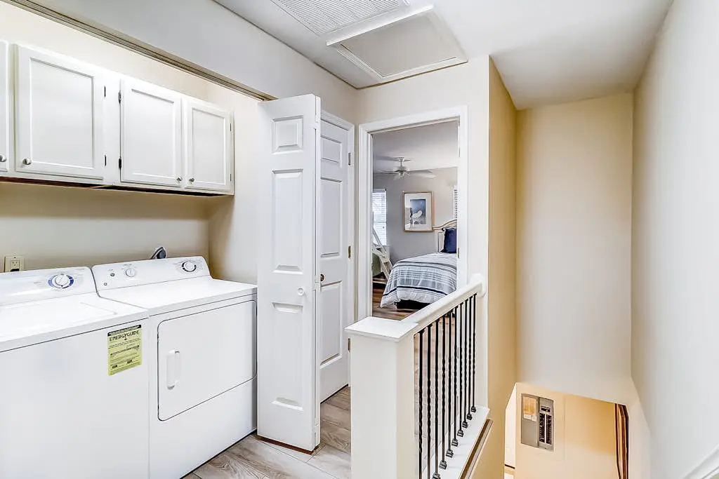 Dog-Friendly Villa w/ Walkable Beach Access, AC, Deck, WiFi & Shared Pool