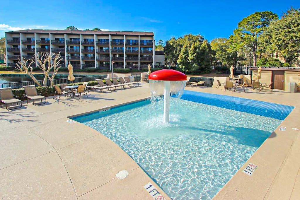 Island Club 6302
