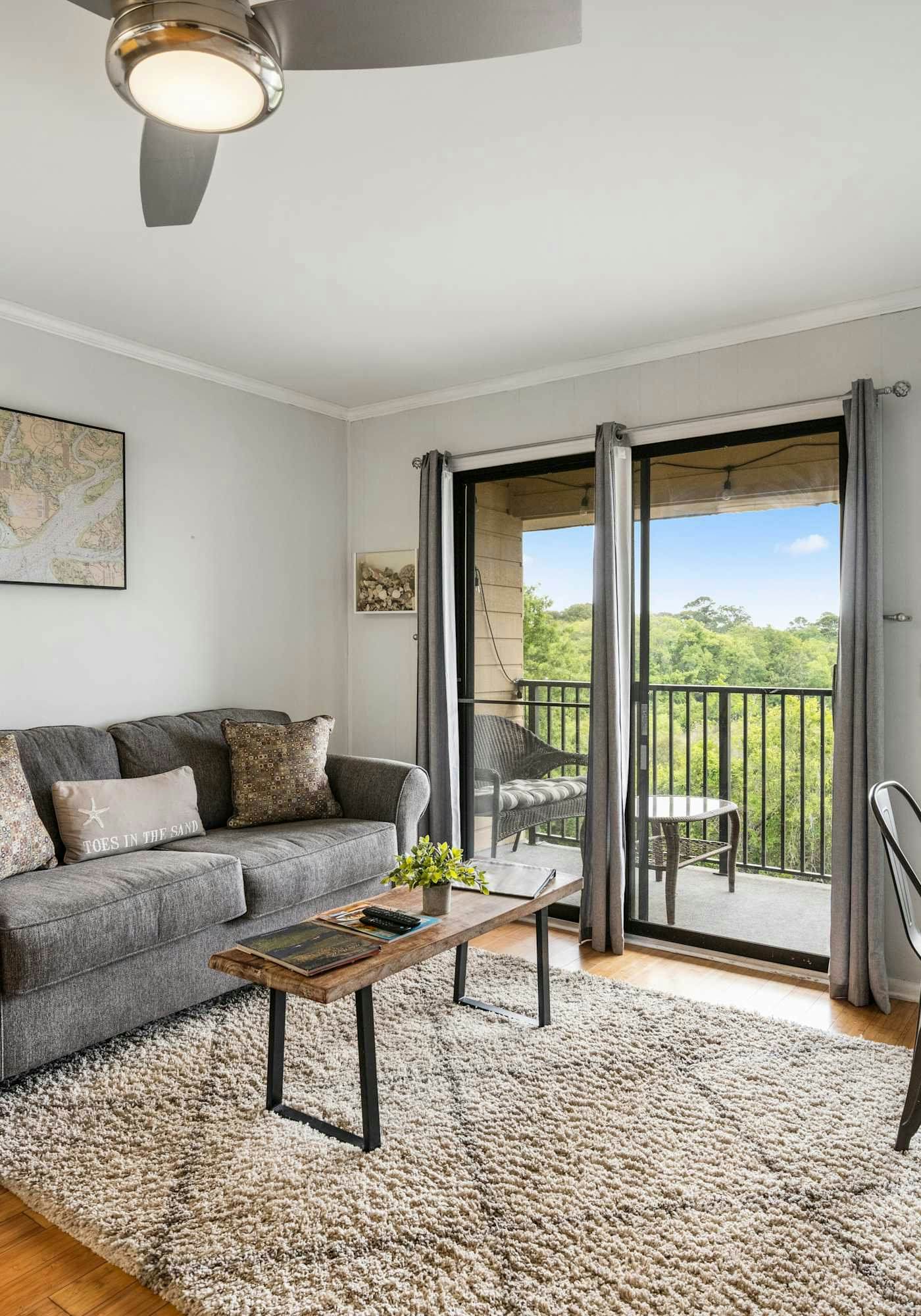 Top-Floor Condo at Beach & Tennis Resort | Beachfront Pool & Golf access