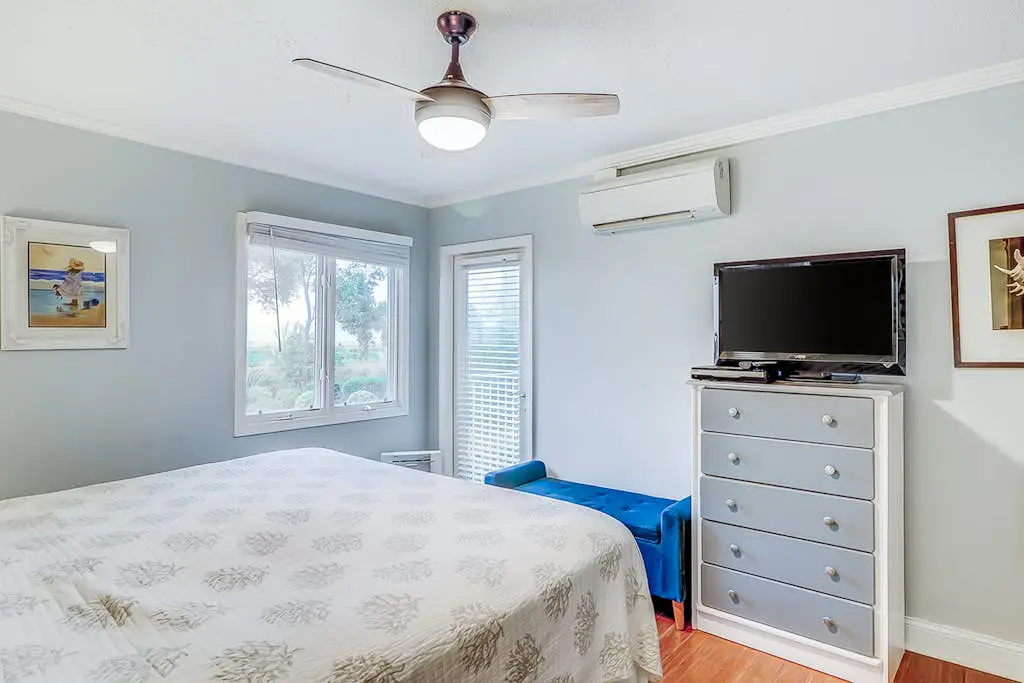 Ideal Island Gem W/ Shared Pool, Beach Access, Free WiFi, Private Balcony & More