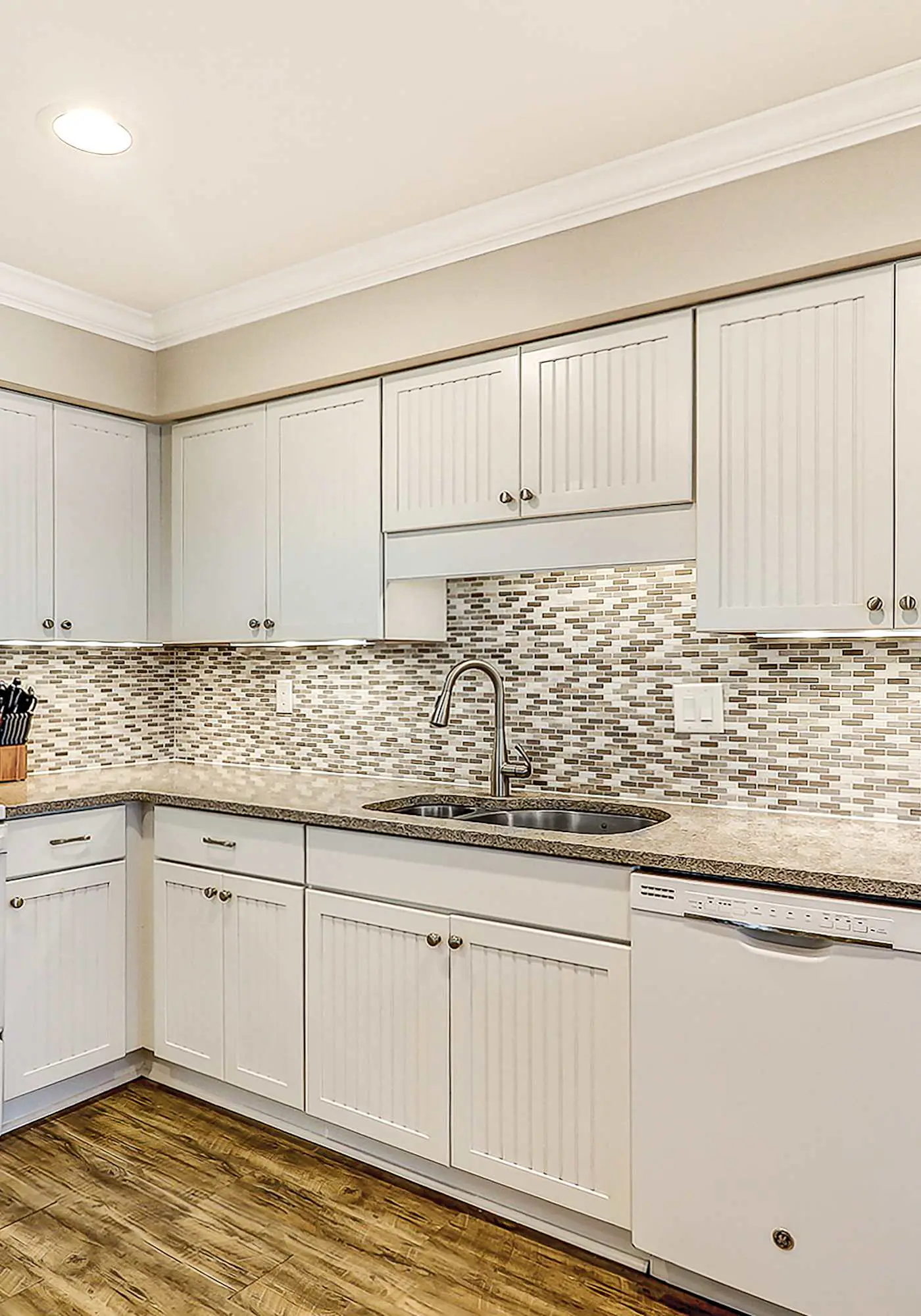 Relaxing First-Floor Condo | Spacious Deck + Remote Work Setup | Walk to Beach