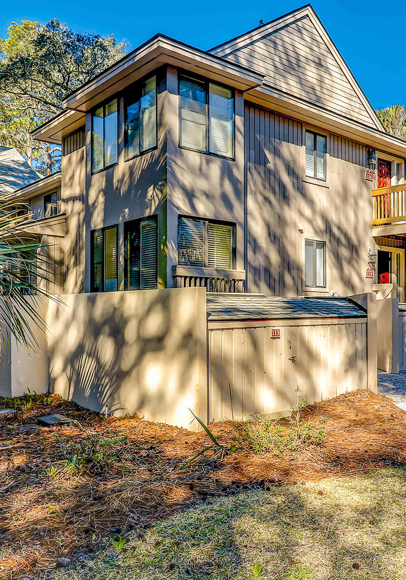 Relaxing First-Floor Condo | Spacious Deck + Remote Work Setup | Walk to Beach