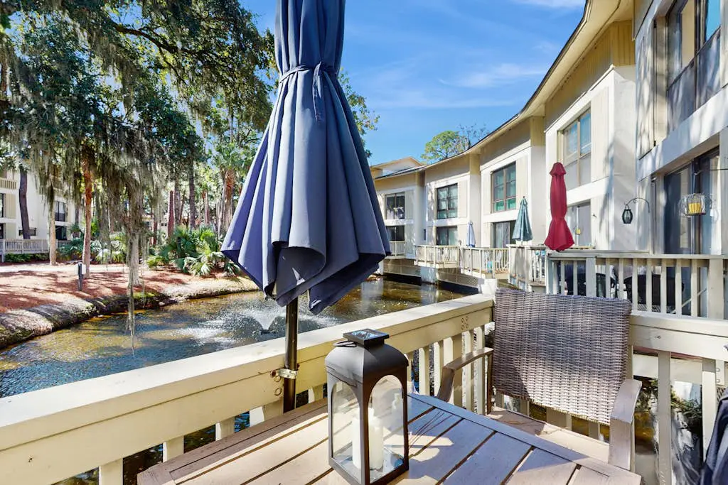 Renovated lagoon view villa with balcony, WiFi, shared pools, & beach access