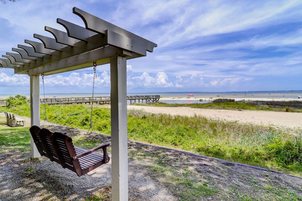 Oceanview condo at Port Royal with pools, tennis, & beach access