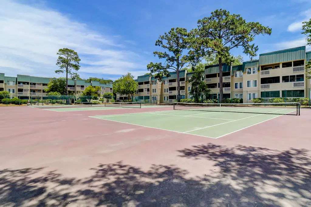 Oceanview condo at Port Royal with pools, tennis, & beach access