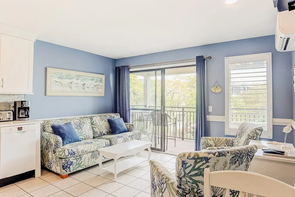 Oceanfront resort condo with WiFi, balcony, pool, grills, & beach access