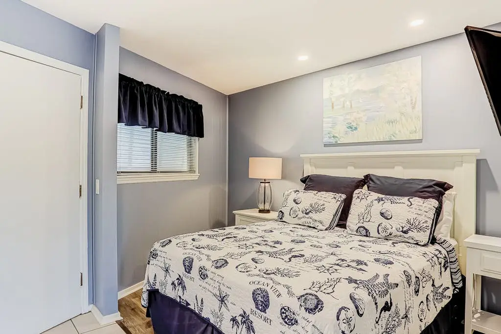 Oceanfront resort condo with WiFi, balcony, pool, grills, & beach access