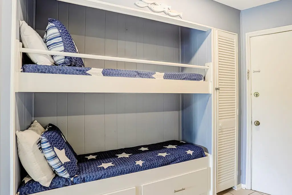 Oceanfront resort condo with WiFi, balcony, pool, grills, & beach access