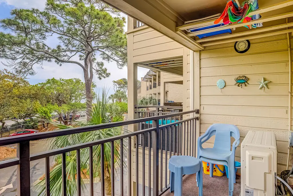 Oceanfront resort condo with WiFi, balcony, pool, grills, & beach access