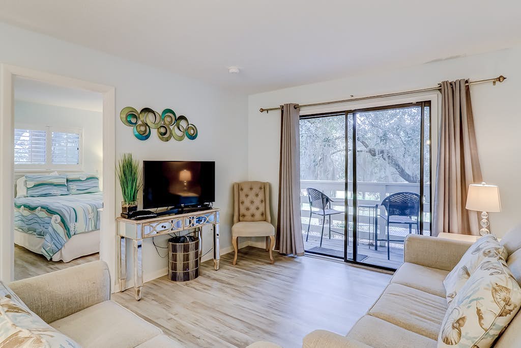 Coastal Condo with Pool, Hot Tub, Tennis, Fast WiFi, AC, & W/D - Near the Beach