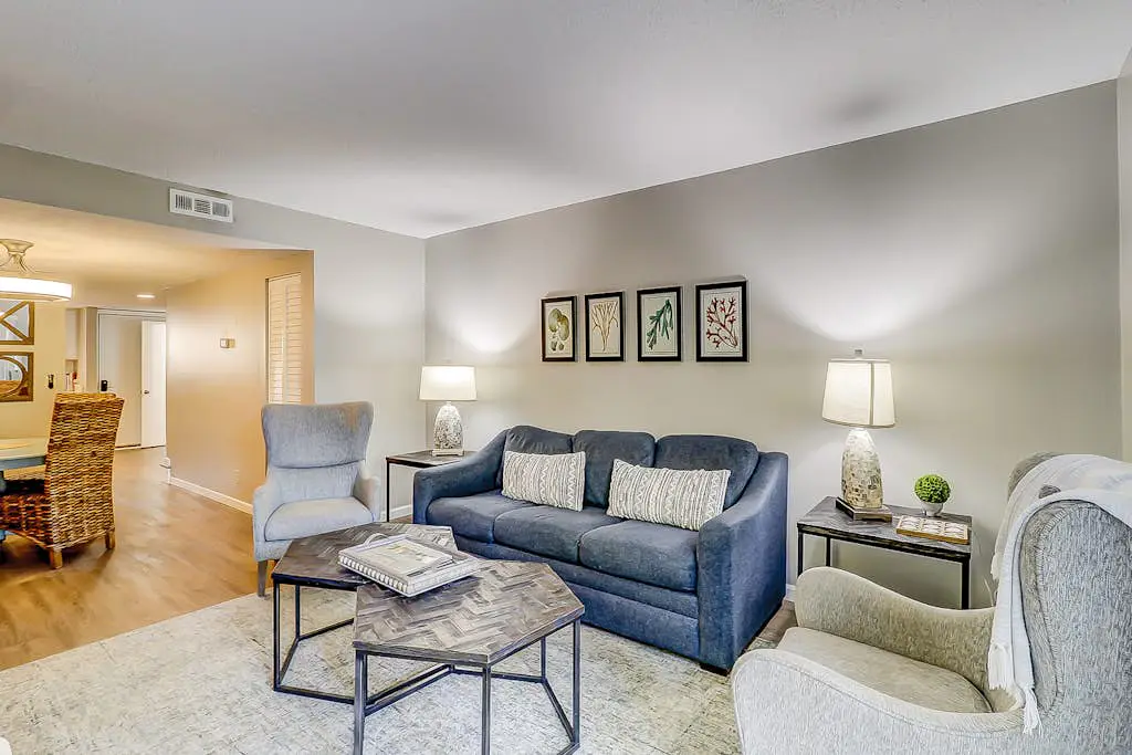 Snowbird/dog-friendly villa with WiFi, 2 patios, & grill + pool/ beach access