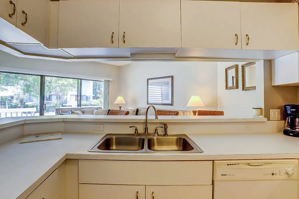 Dog-friendly island escape near the beach with pool, water view & WiFi