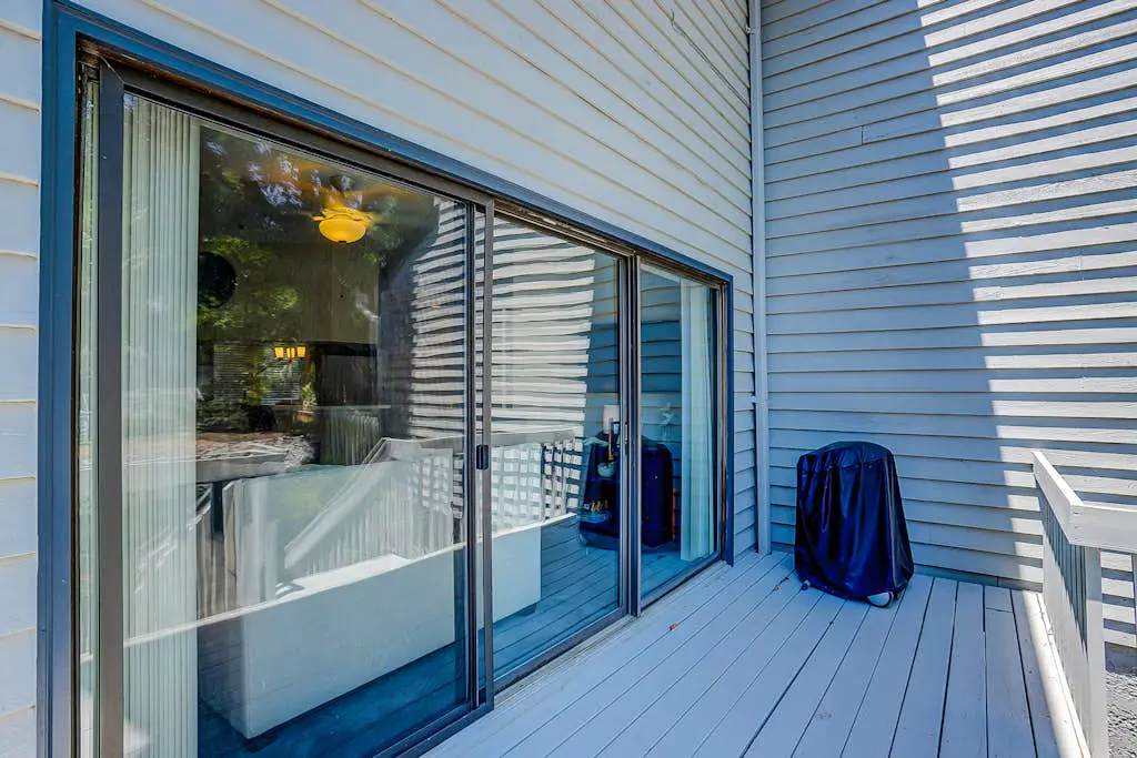 Dog-friendly island escape near the beach with pool, water view & WiFi