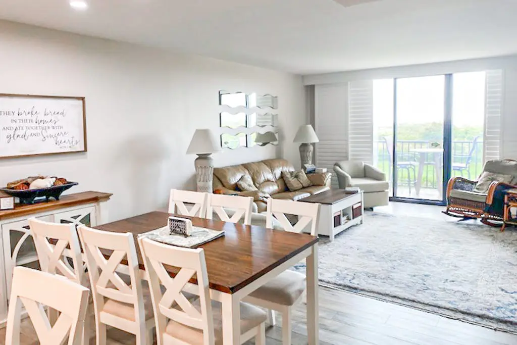 Beachfront escape with pools, hot tub, WiFi, washer dryer, & central AC