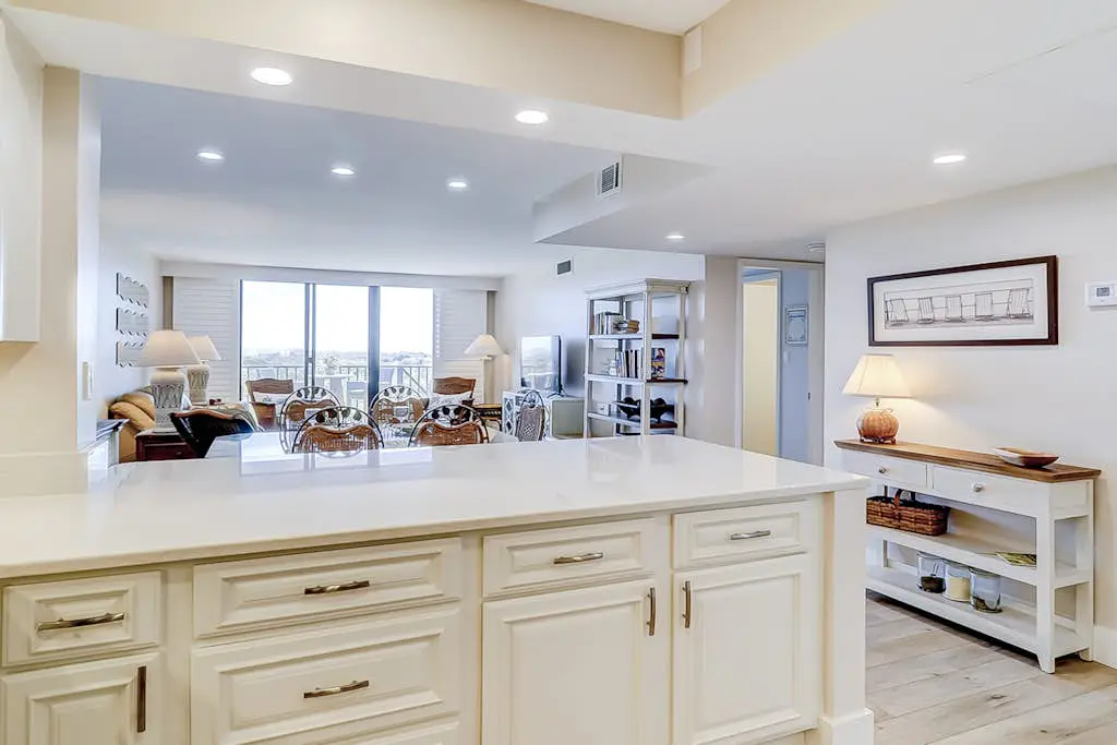 Beachfront escape with pools, hot tub, WiFi, washer dryer, & central AC