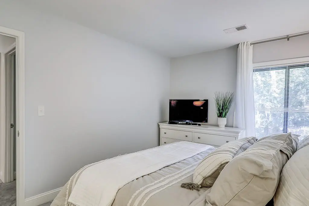Beautiful, dog-friendly villa with pool close to beach, tennis & golf - updated