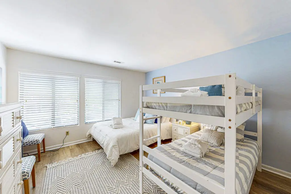 Coastal resort condo with pool, tennis courts, beach access, golf, new deck
