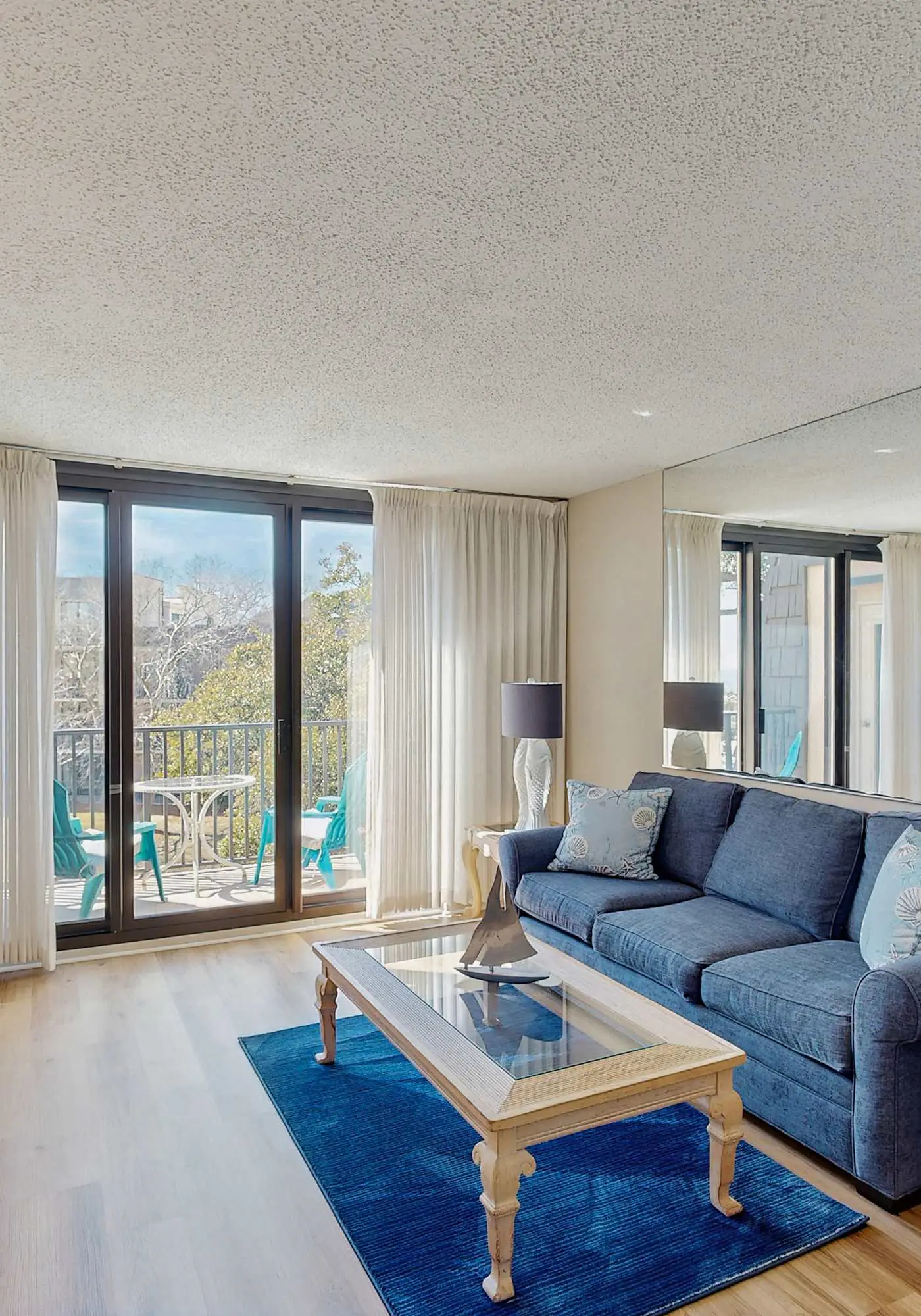 Top-floor condo with ocean views, on-site pools, beach access, & sports courts