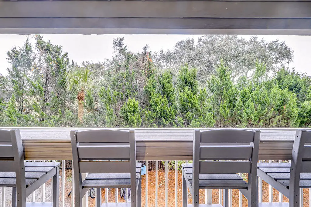Modern condo with water views, central air-conditioning, shared pool, & hot tub