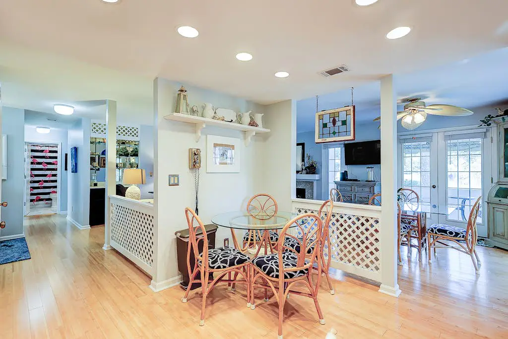 Coastal condo with private patio and lagoon view, golf, pool, tennis court & W/D