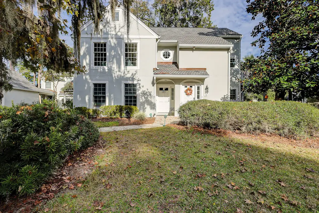 Coastal condo with private patio and lagoon view, golf, pool, tennis court & W/D
