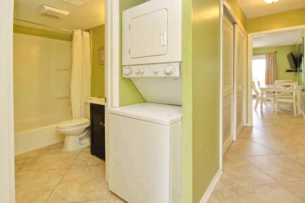 Beach-view condo in oceanfront complex with outdoor pool, beach access & balcony