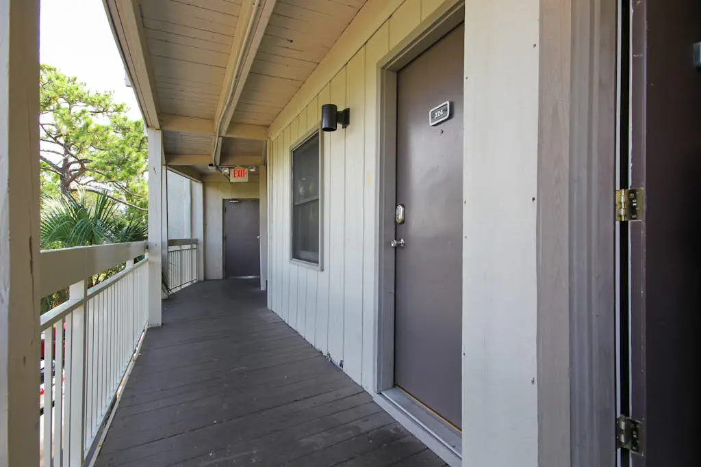 Beach-view condo in oceanfront complex with outdoor pool, beach access & balcony
